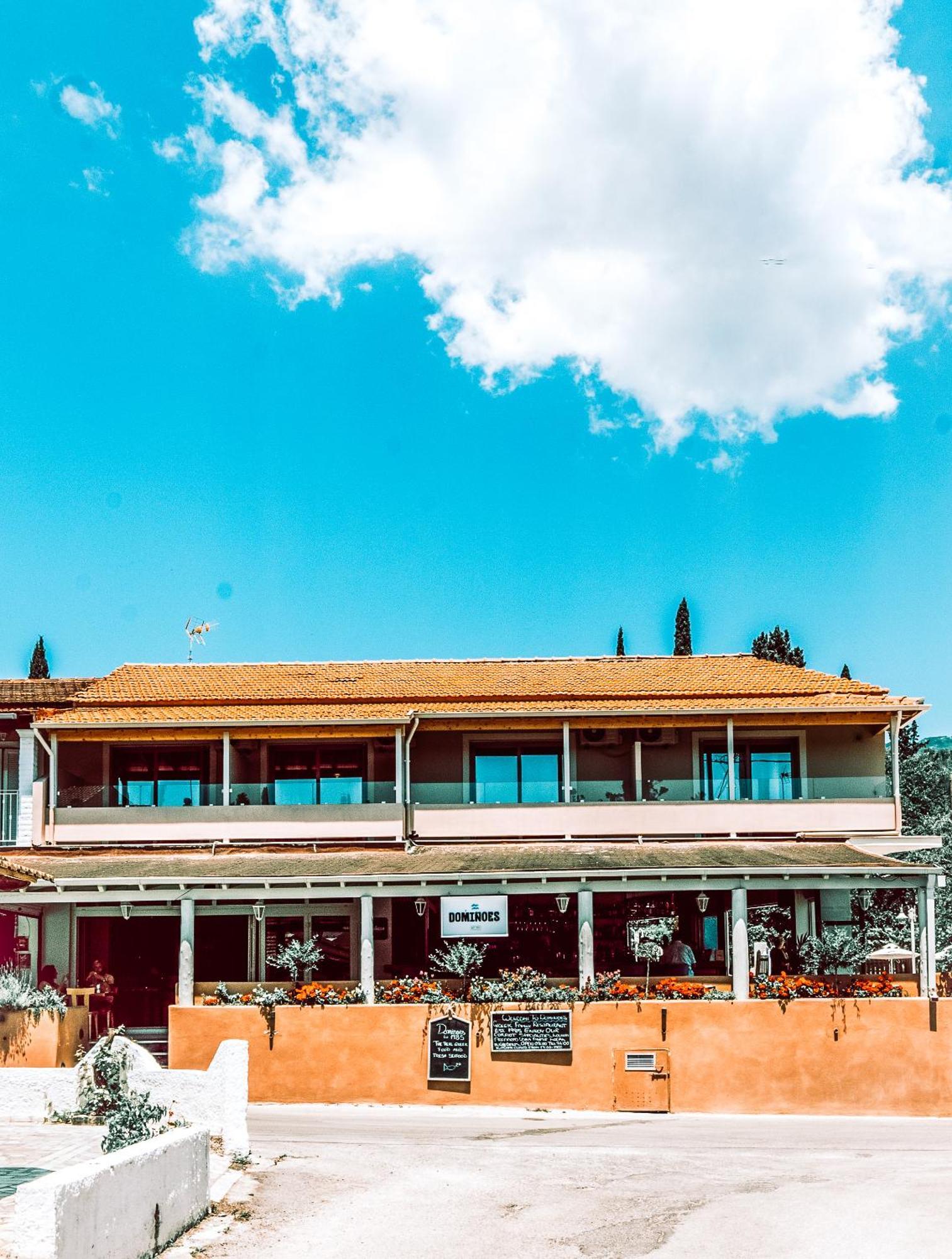Dominoes Corfu Aparthotel Ipsos Exterior photo